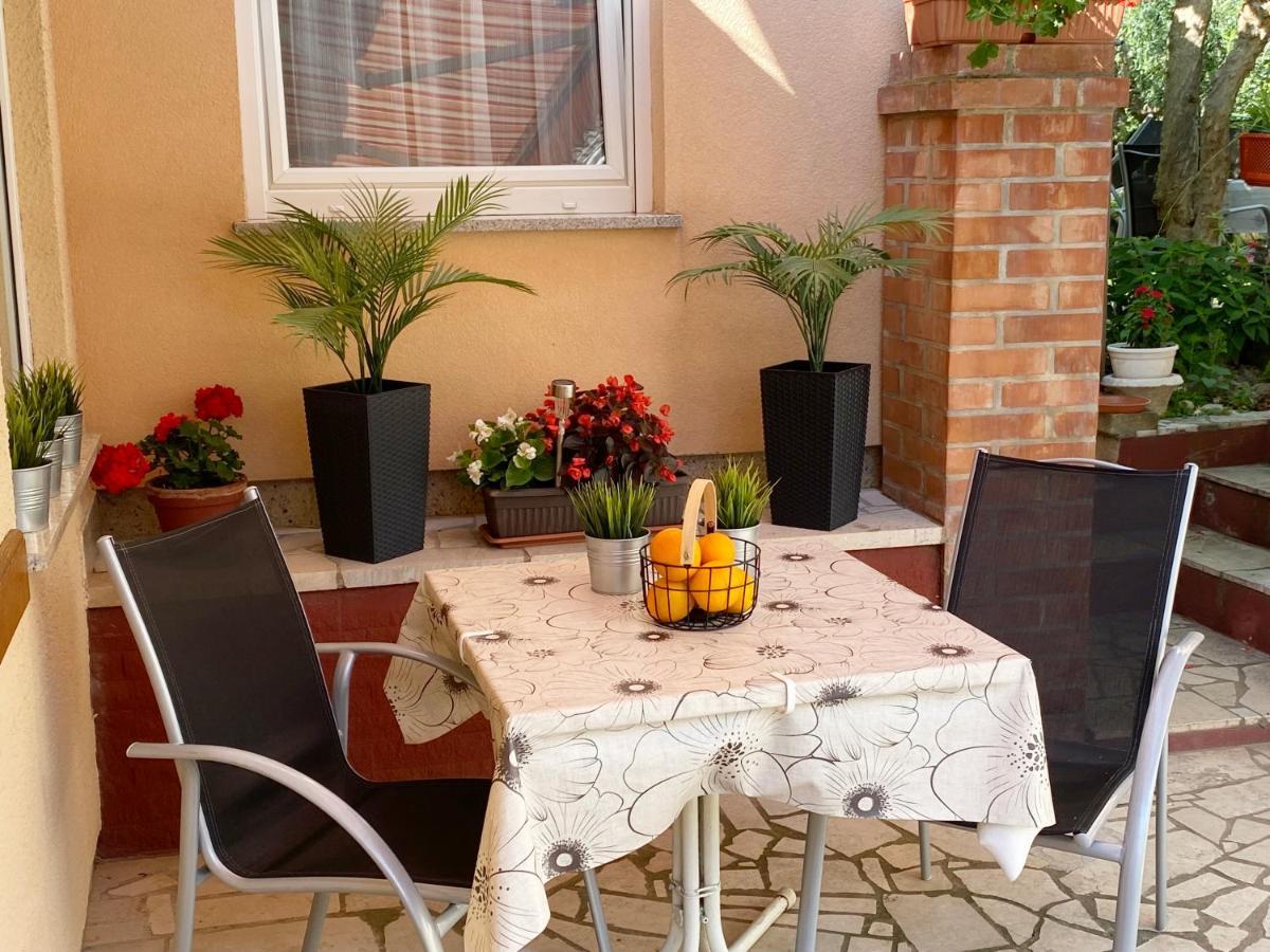 Apartments Centurio Pula Exterior photo